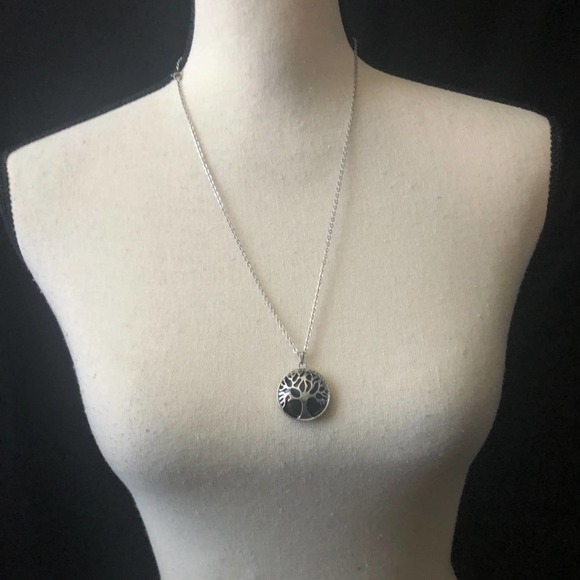 Black Agate tree of life pendant. - Picture 6 of 7